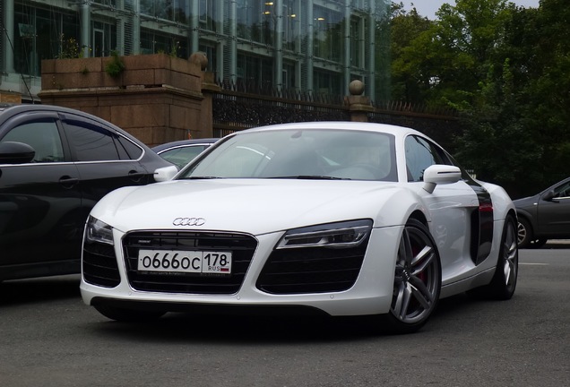 Audi R8 2013