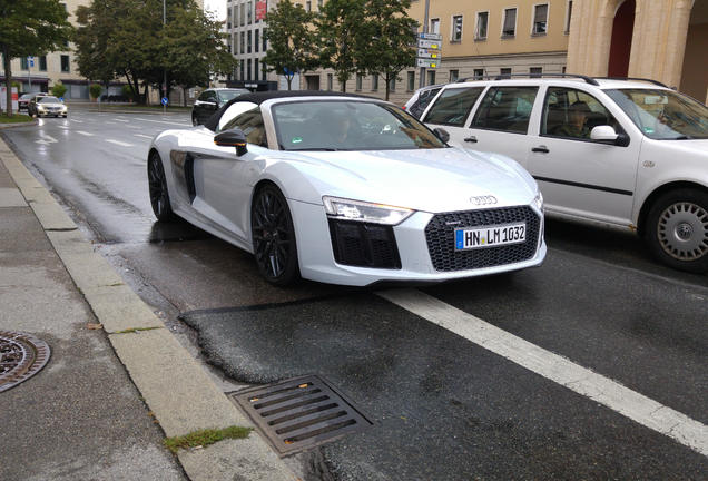 Audi R8 V10 Spyder 2016