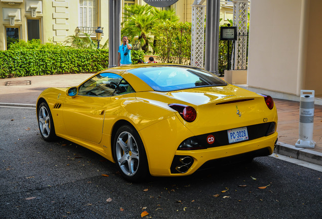 Ferrari California