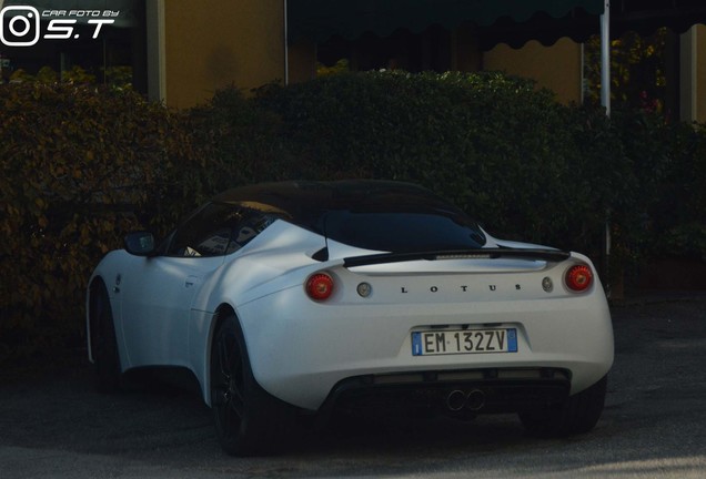 Lotus Evora