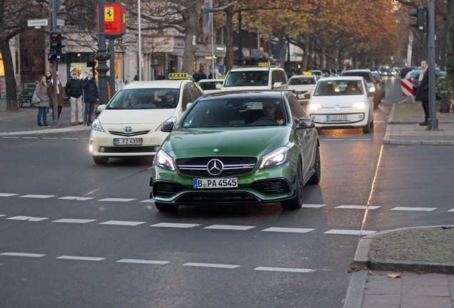 Mercedes-AMG A 45 W176 2015