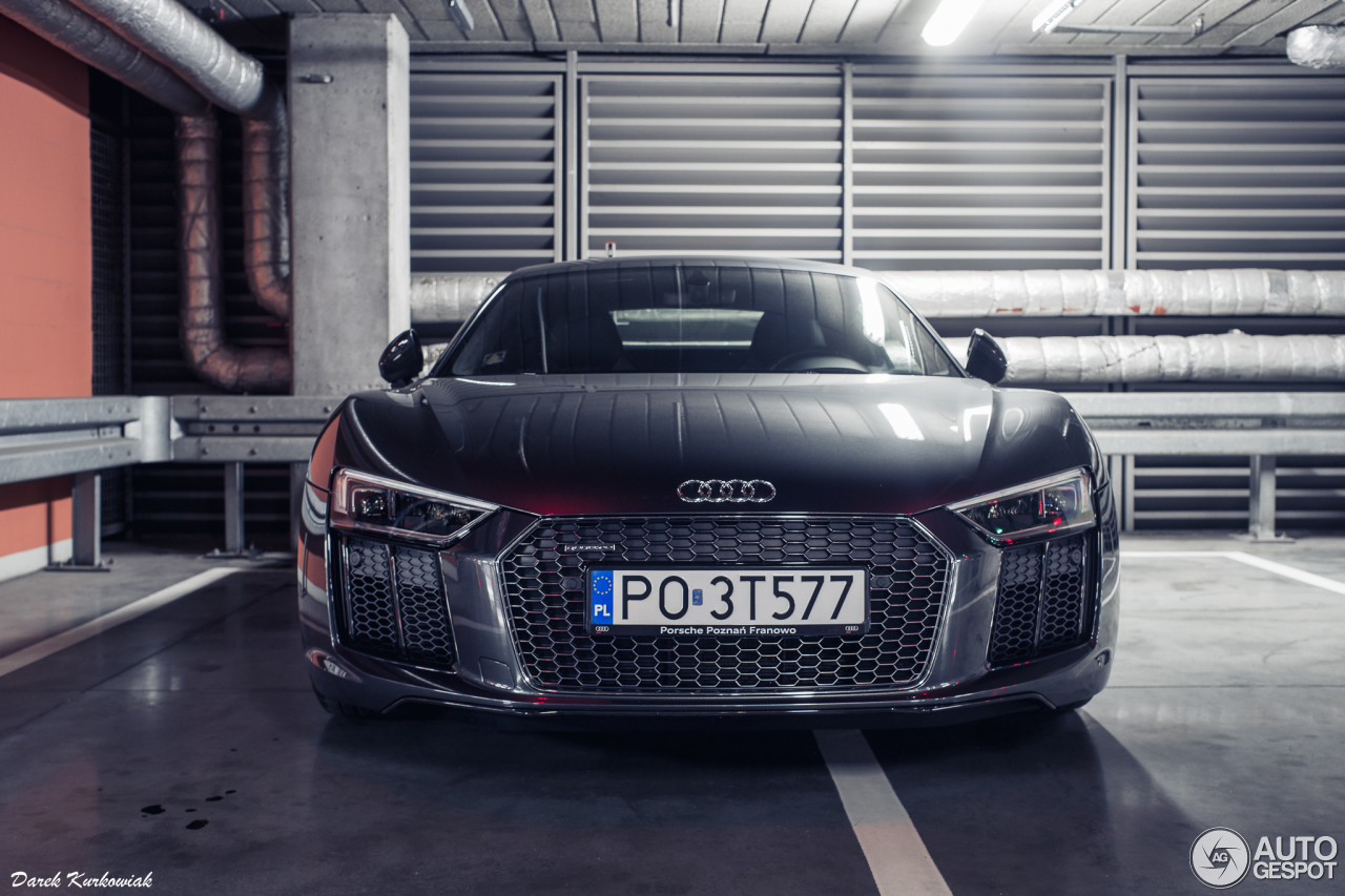 Audi R8 V10 Plus 2015