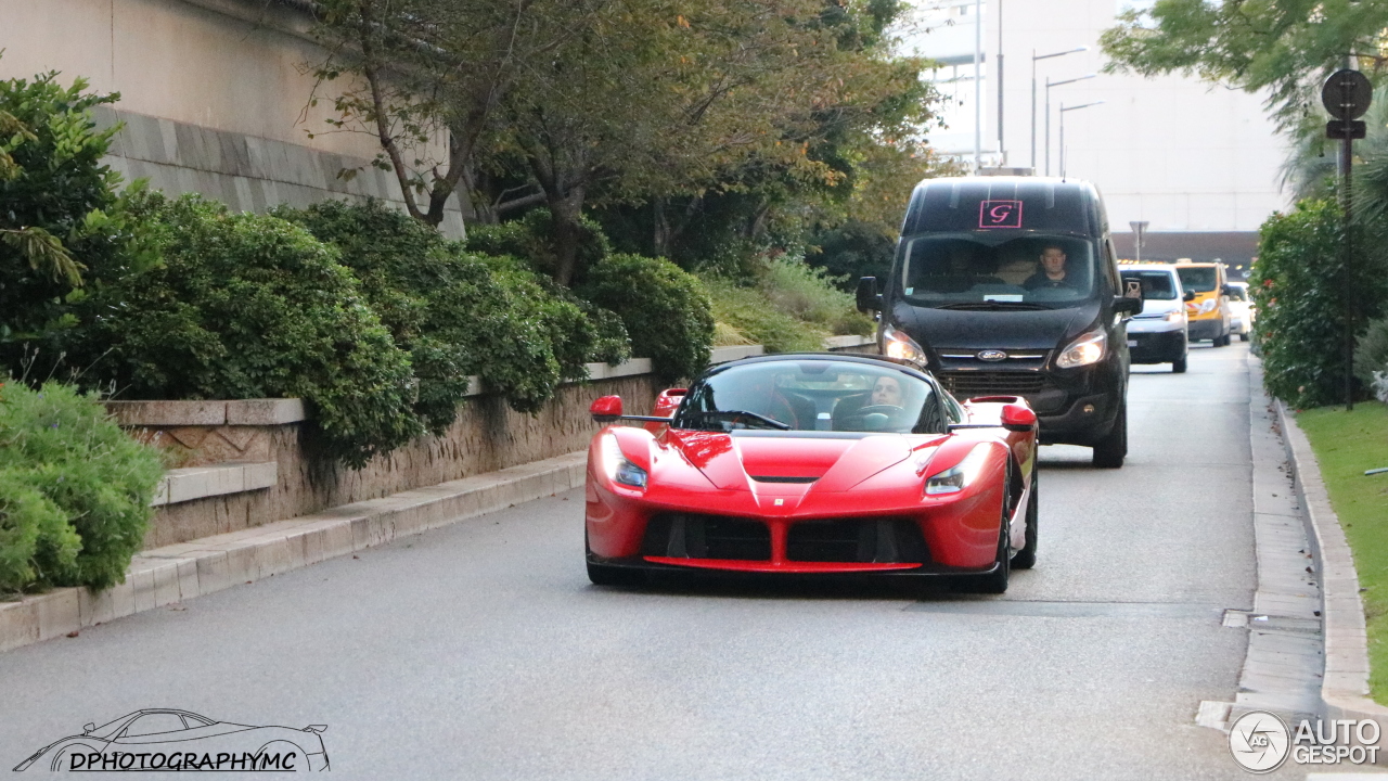 Ferrari LaFerrari Aperta