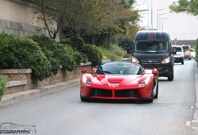 Ferrari LaFerrari Aperta