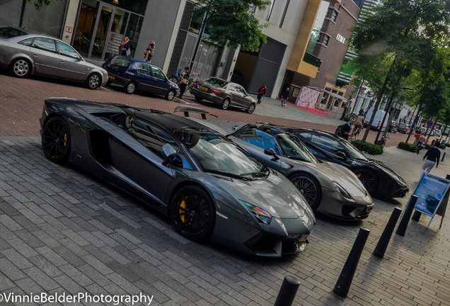 Lamborghini Aventador LP700-4 Roadster