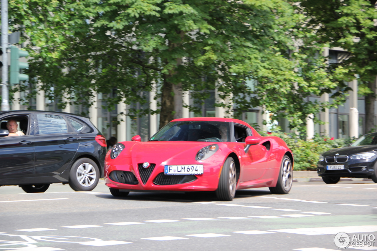 Alfa Romeo 4C Coupé