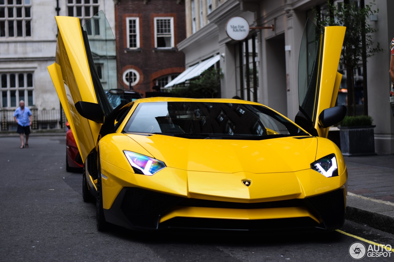 Lamborghini Aventador LP750-4 SuperVeloce