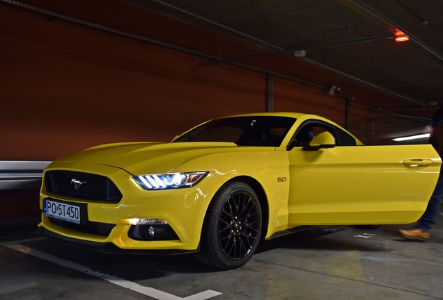 Ford Mustang GT 2015