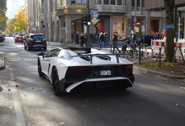 Lamborghini Aventador LP750-4 SuperVeloce Roadster