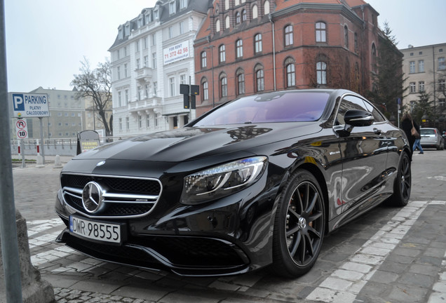 Mercedes-AMG S 63 Coupé C217