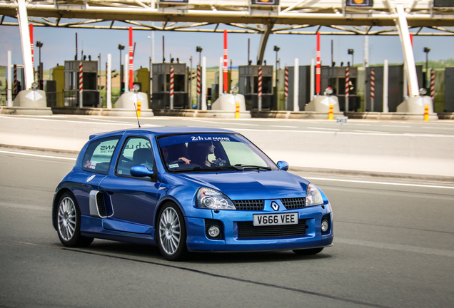 Renault Clio V6 Phase II