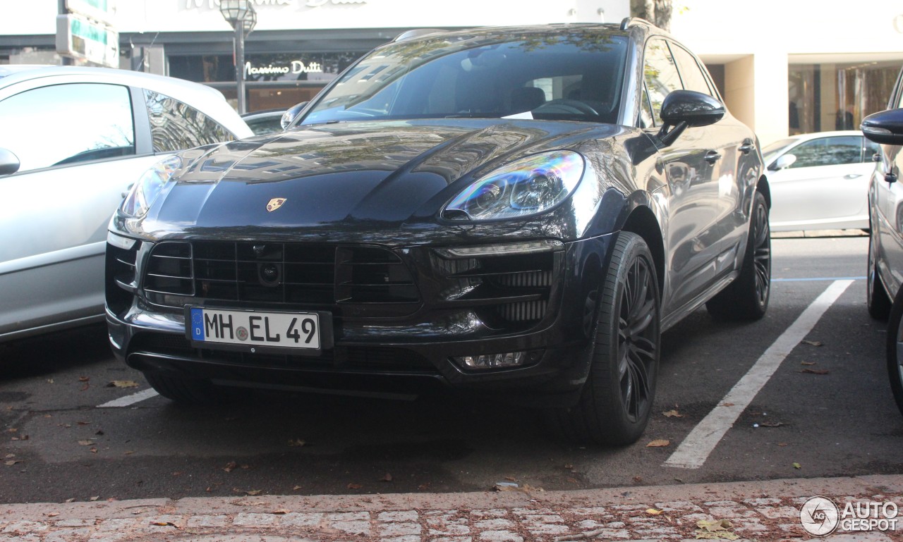 Porsche 95B Macan Turbo