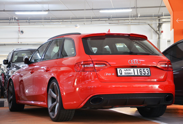 Audi RS4 Avant B8