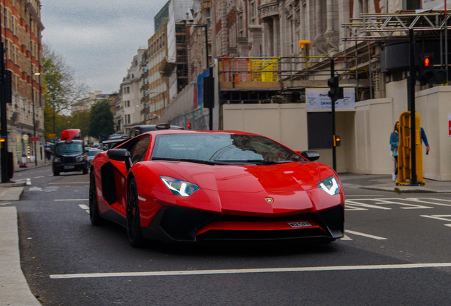 Lamborghini Aventador LP750-4 SuperVeloce