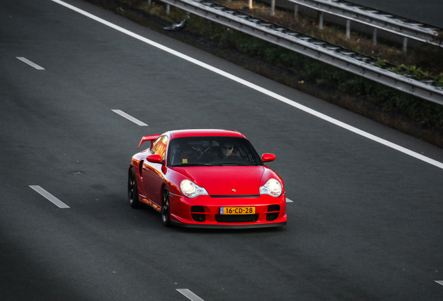 Porsche 996 GT2