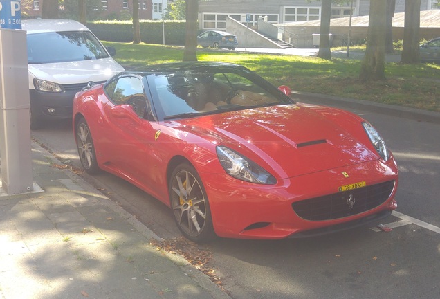 Ferrari California