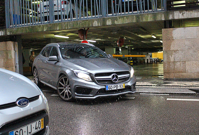 Mercedes-Benz GLA 45 AMG X156