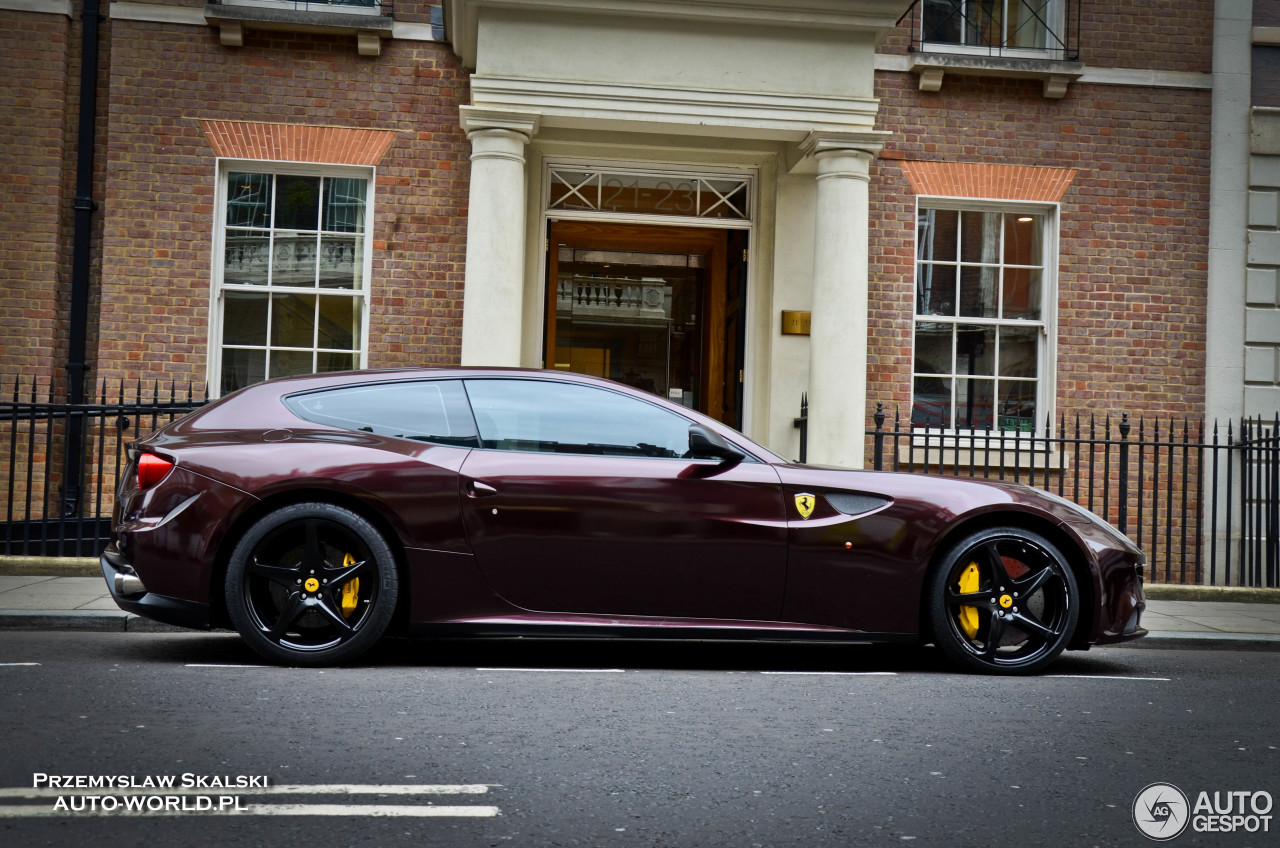 Ferrari FF