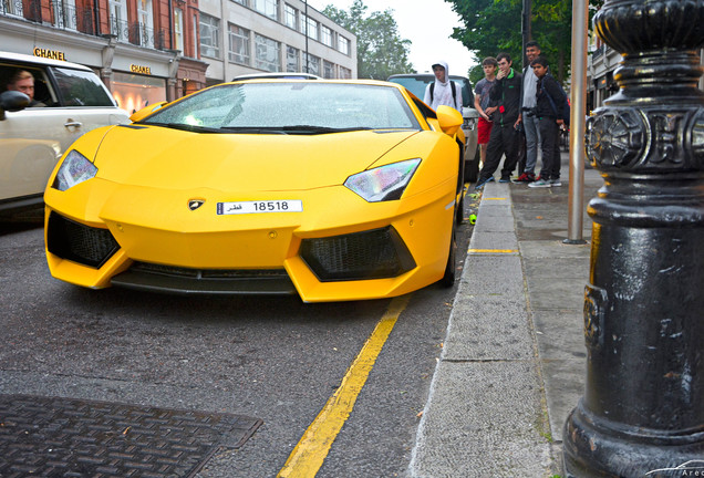 Lamborghini Aventador LP700-4