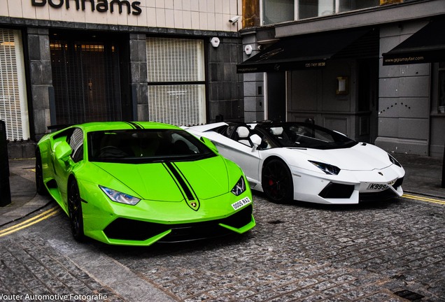 Lamborghini Aventador LP700-4 Roadster