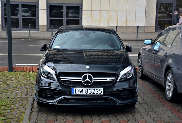 Mercedes-AMG A 45 W176 2015