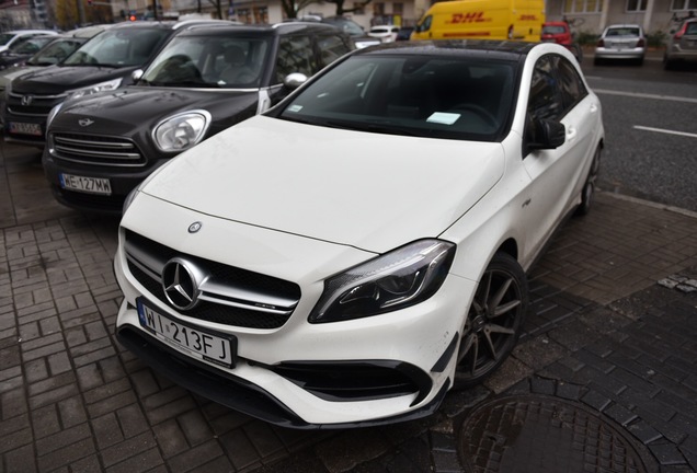 Mercedes-AMG A 45 W176 2015