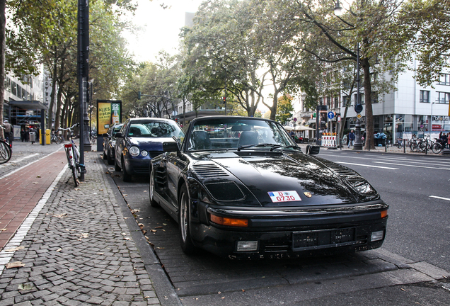 Porsche 930 Turbo Cabriolet Flatnose