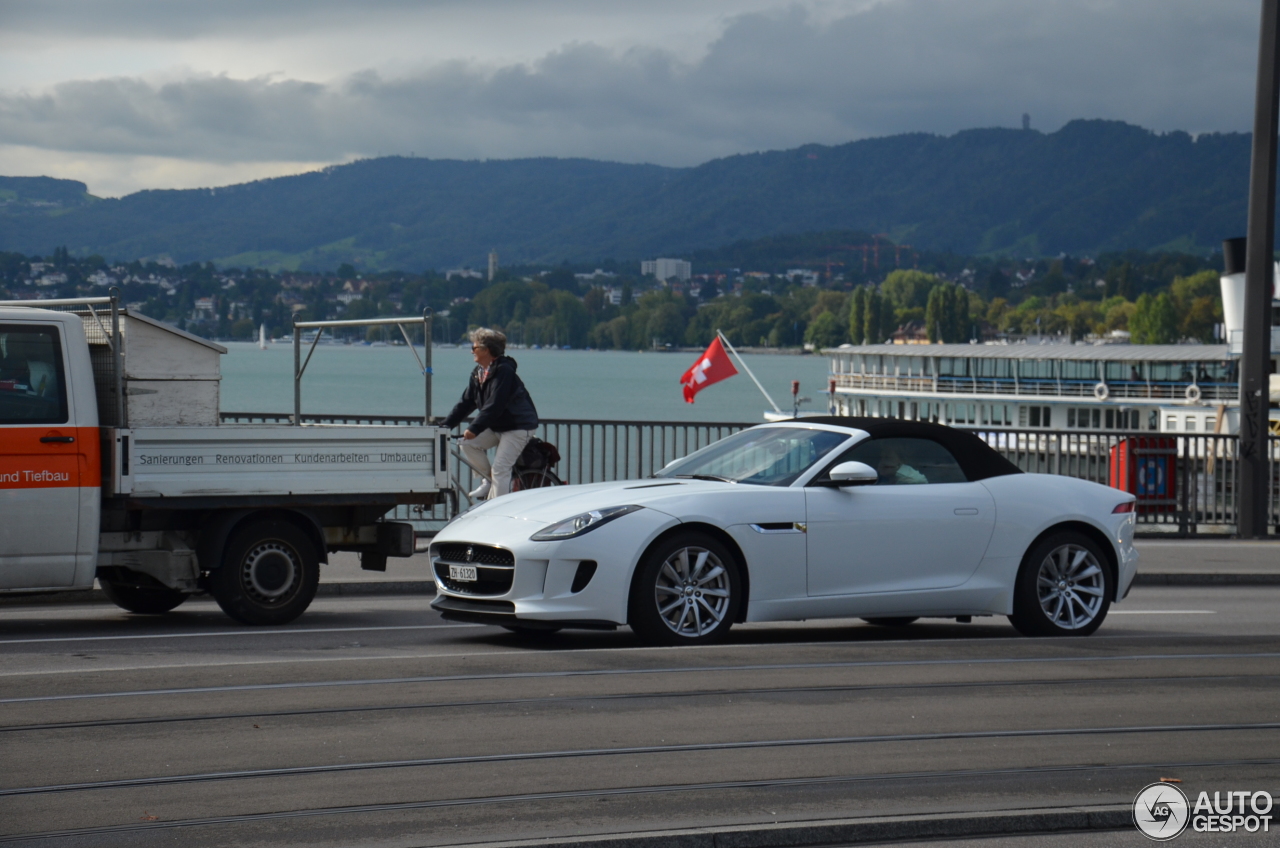 Jaguar F-TYPE S Convertible