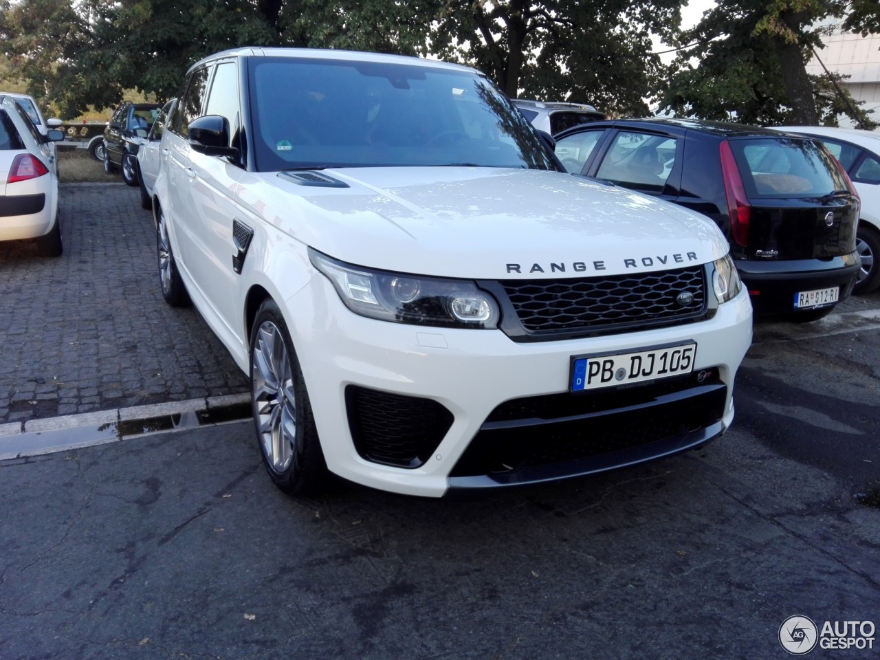 Land Rover Range Rover Sport SVR