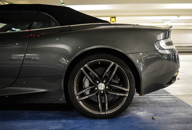 Aston Martin DB9 Volante 2013