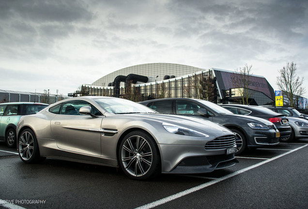 Aston Martin Vanquish 2013