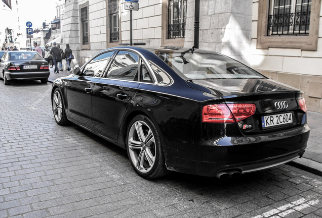 Audi S8 D4