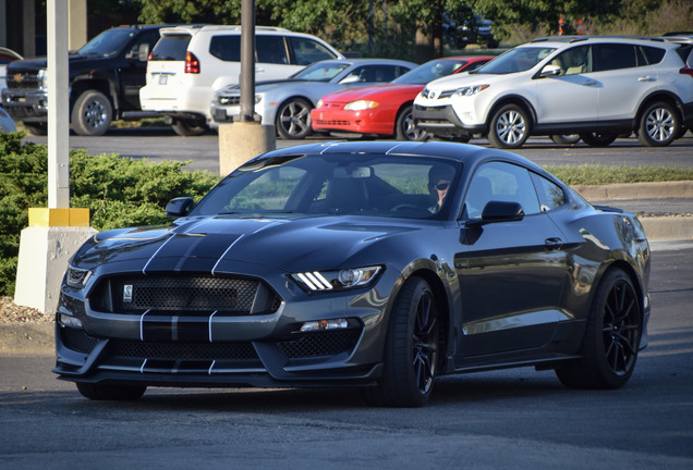 Ford Mustang Shelby GT350 2015