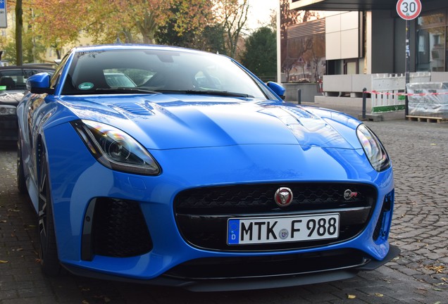 Jaguar F-TYPE SVR Coupé