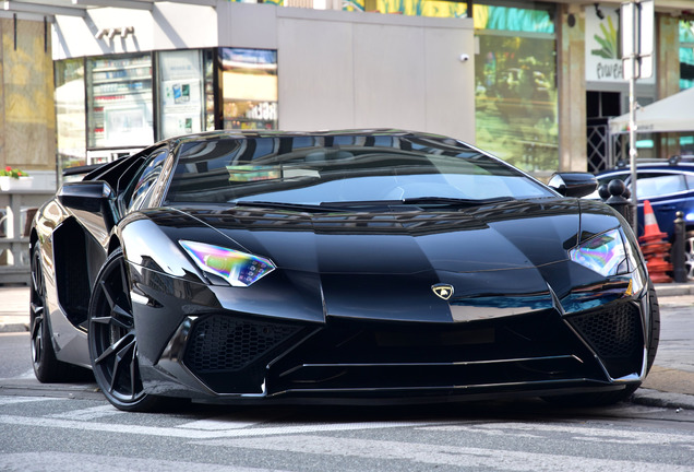 Lamborghini Aventador LP750-4 SuperVeloce