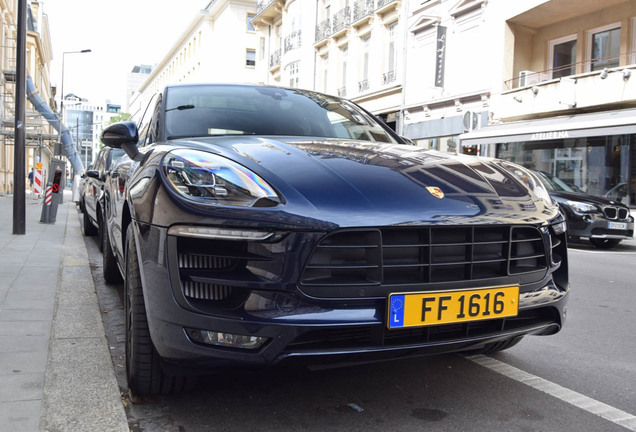 Porsche 95B Macan GTS