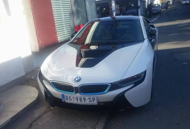 BMW i8