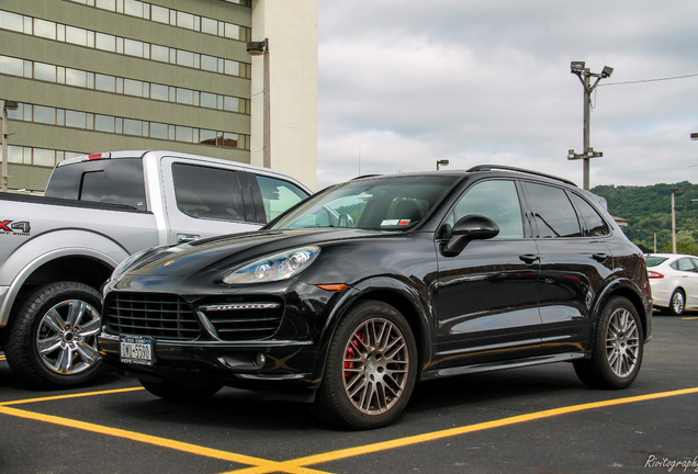 Porsche 958 Cayenne GTS