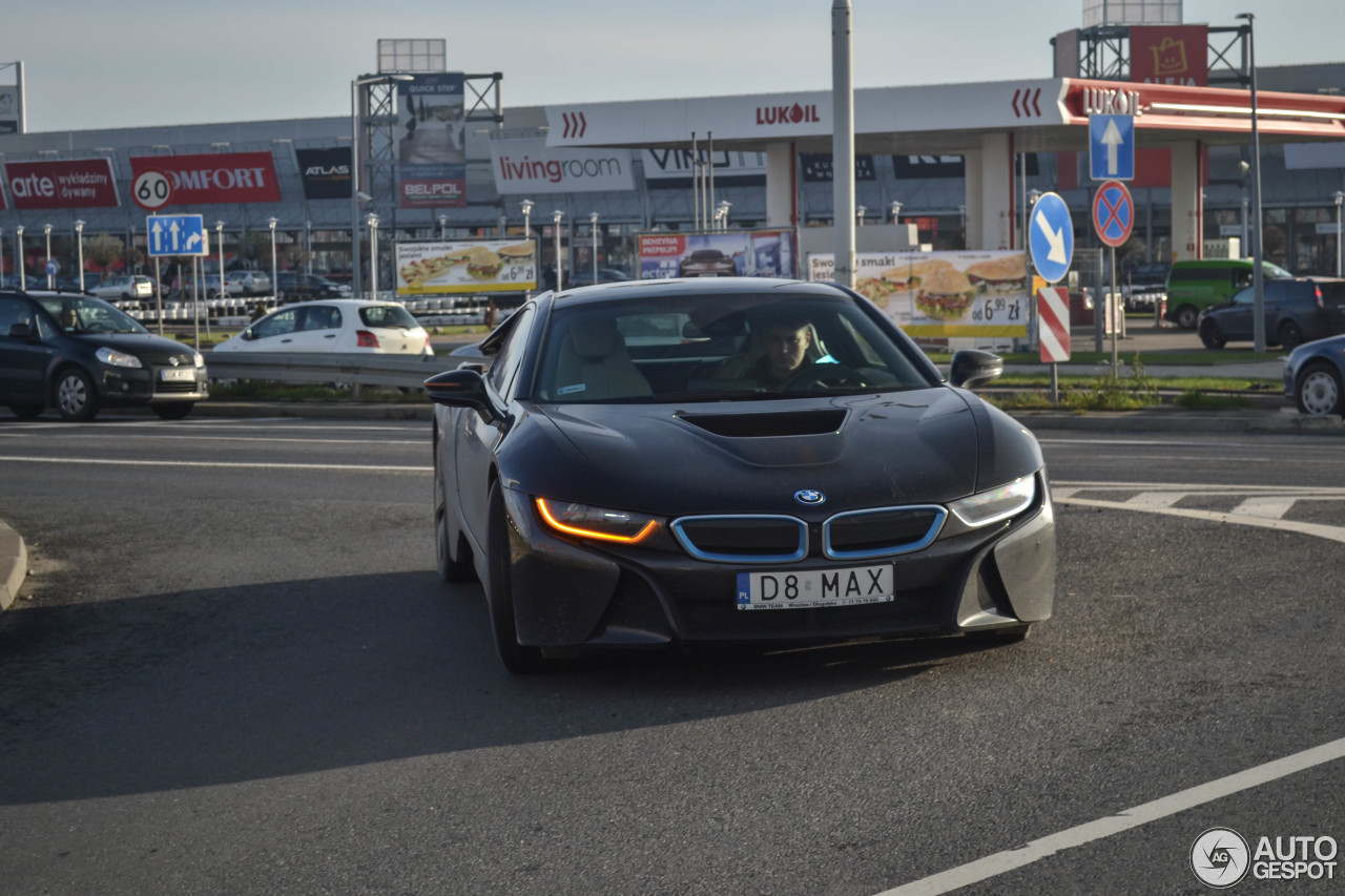 BMW i8