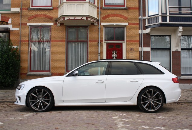 Audi RS4 Avant B8