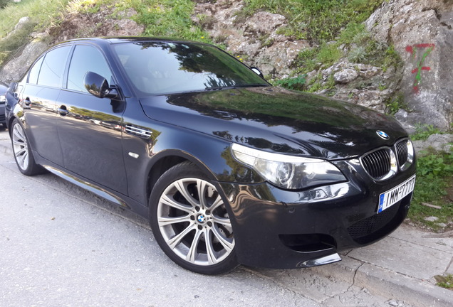 BMW M5 E60 2005