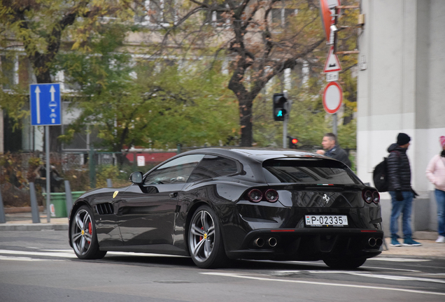 Ferrari GTC4Lusso