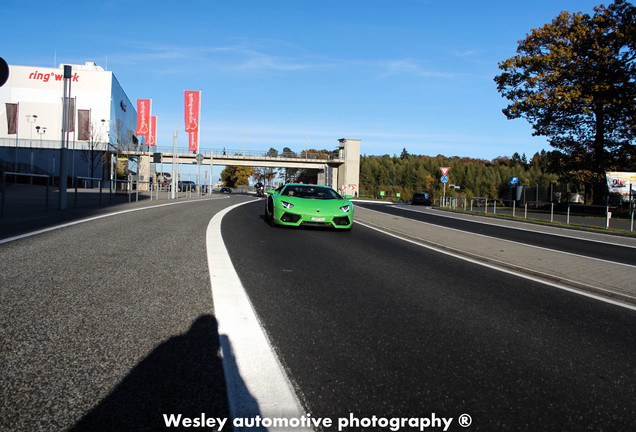 Lamborghini Aventador LP700-4