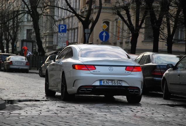 Mercedes-AMG S 63 Coupé C217