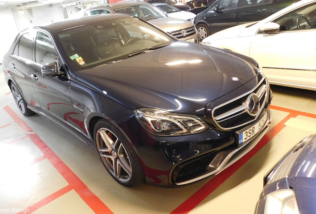 Mercedes-Benz E 63 AMG S W212