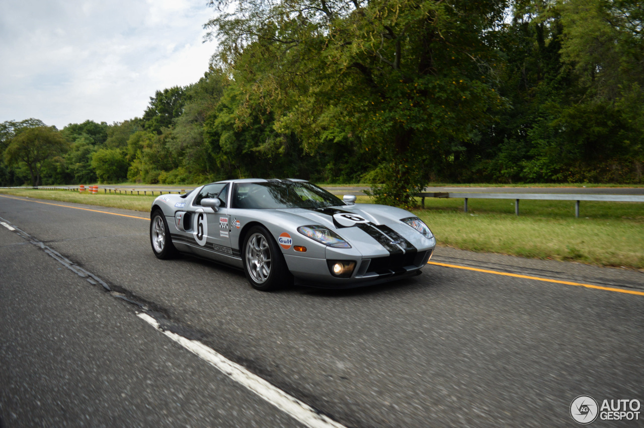 Ford GT