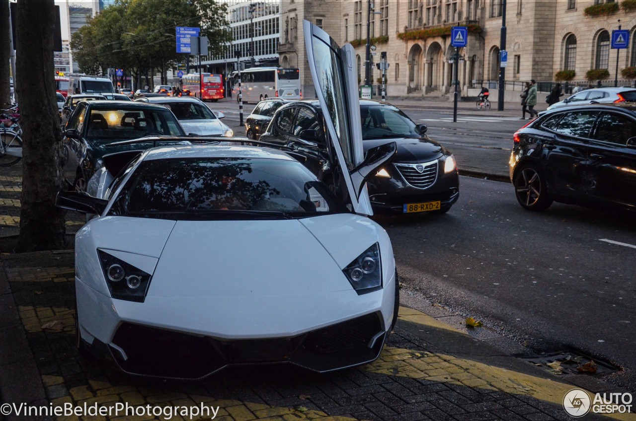 Lamborghini Murciélago LP640