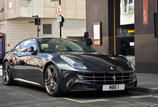 Ferrari FF