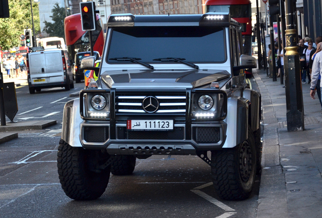 Mercedes-Benz G 500 4X4²