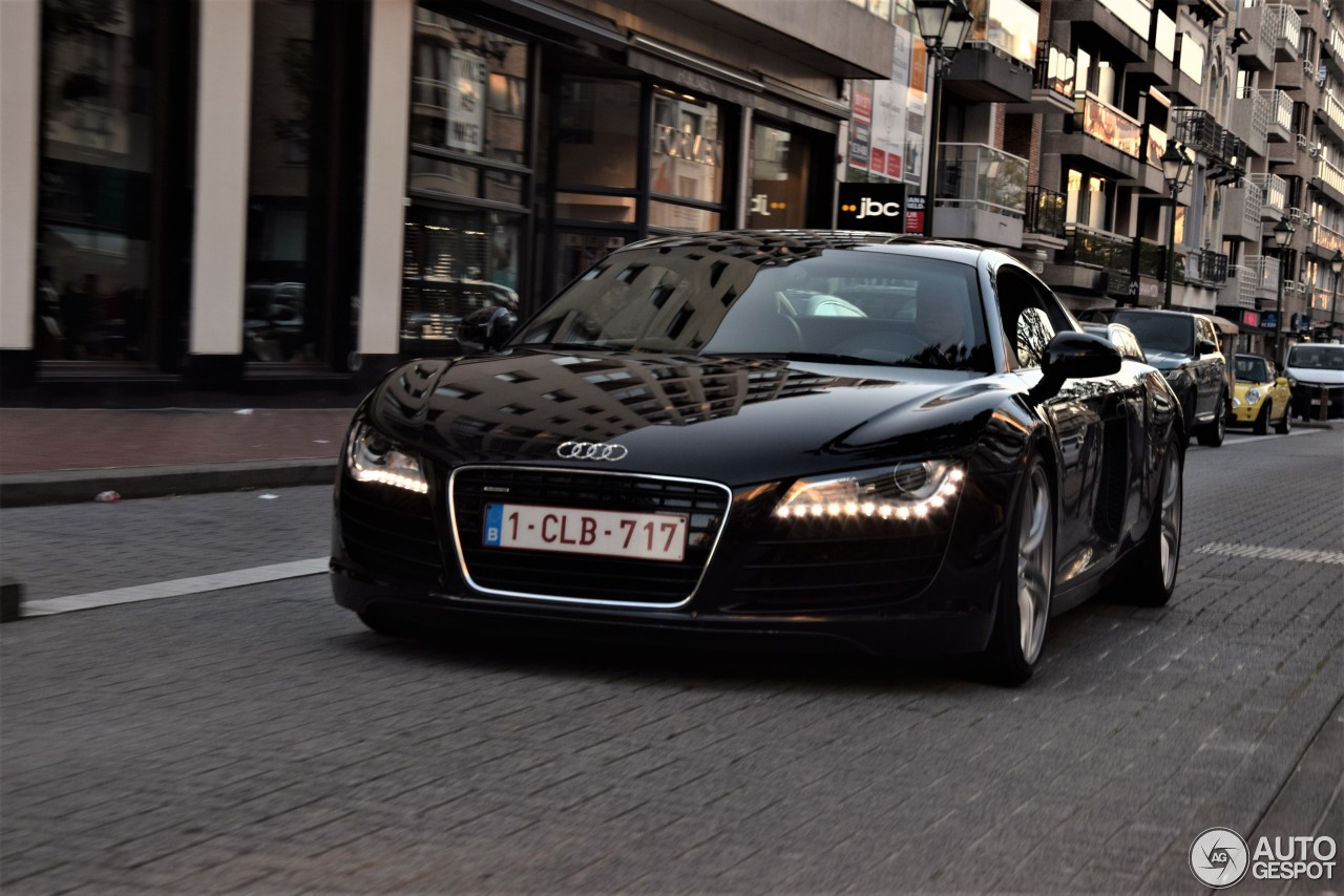 Audi R8